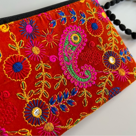 Sold| Paisley Orange Floral Embroidered Boho Wristlet Clutch Wallet Pouch - Picture 3 of 9